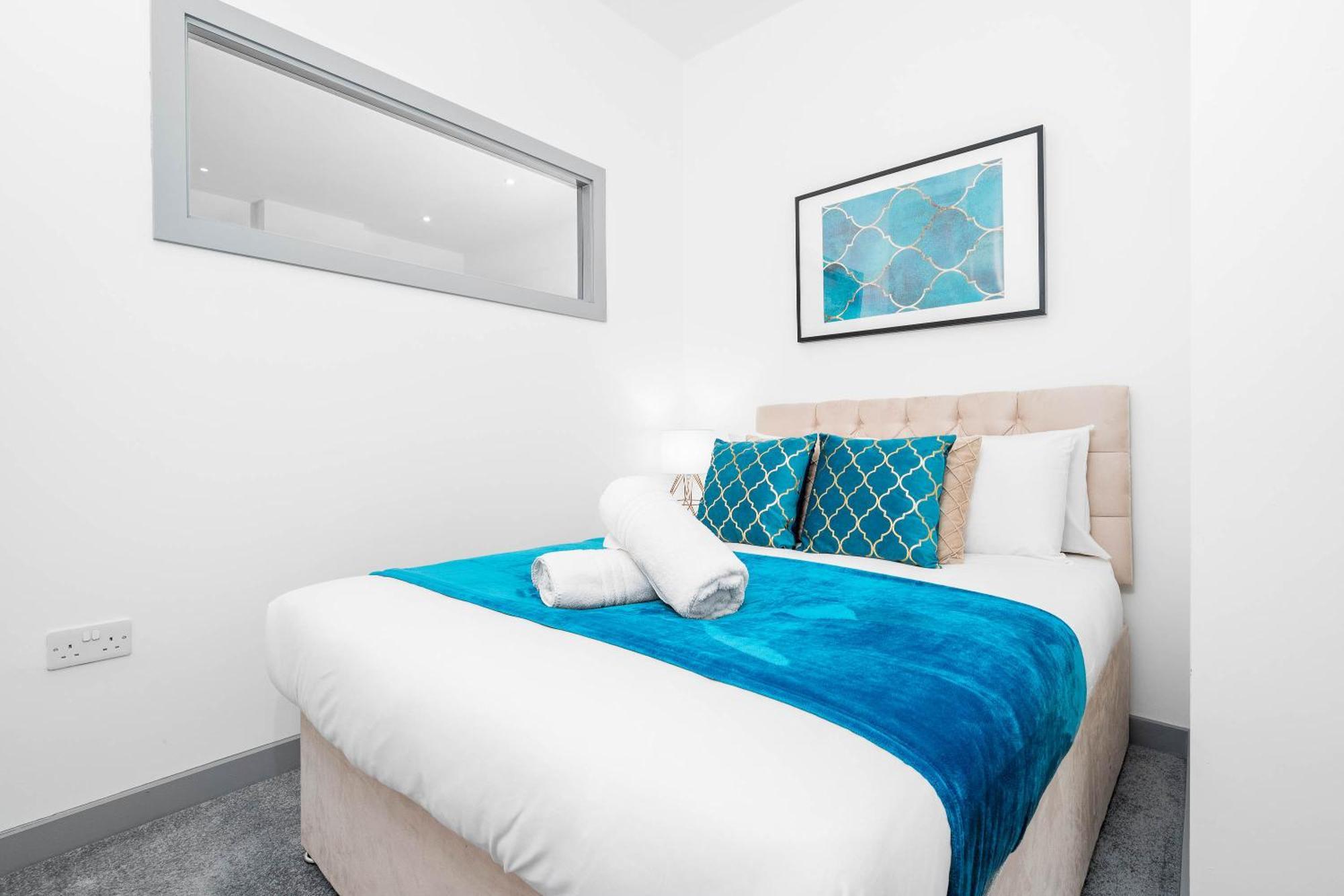 Modern Apartment In Brierley Hill - Secure Parking - Wifi & Netflix - Excellent Value - 11O Exterior foto